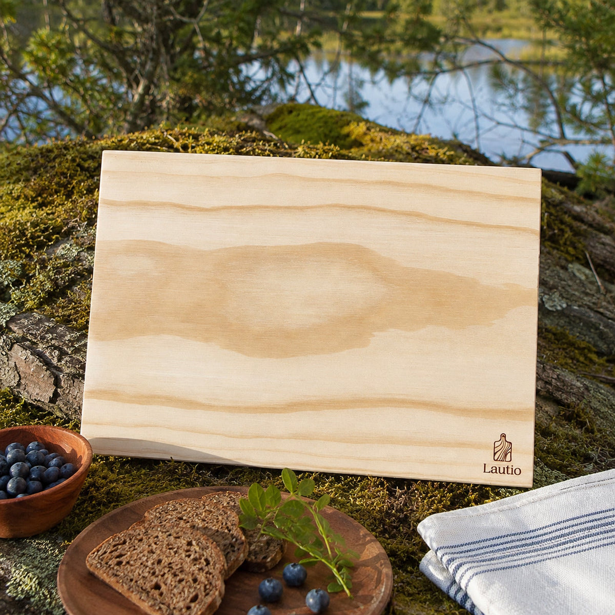 Lautio Accoya cutting board 295 × 195 mm