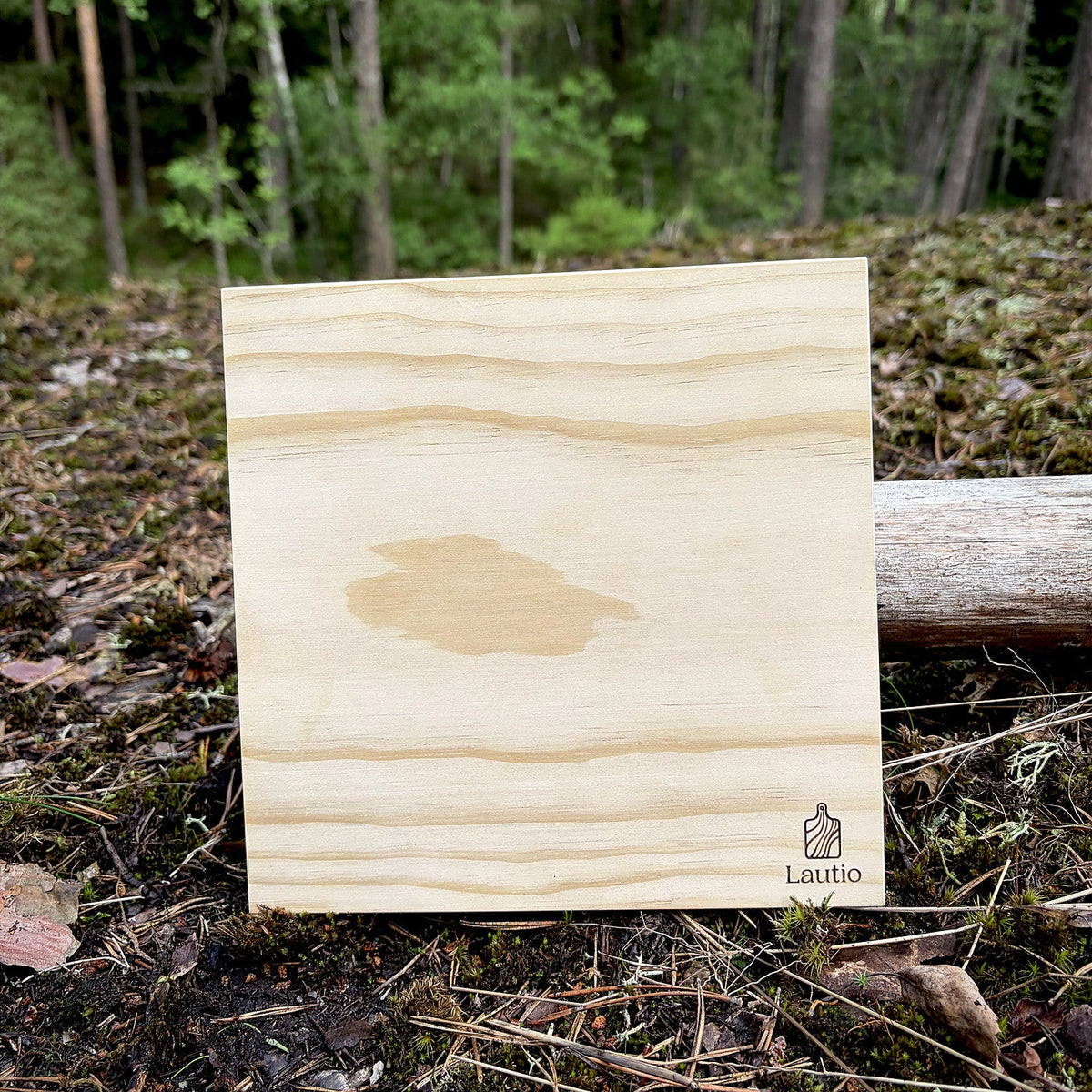 Lautio Accoya cutting board 195 × 195 mm
